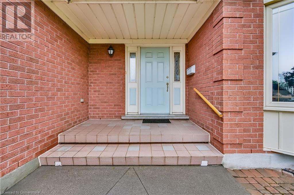 21 RIVIERA Ridge