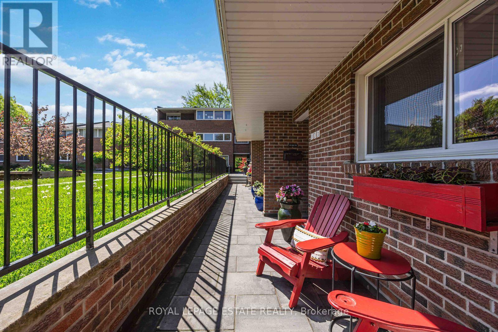 123 - 90 EDGEWOOD AVENUE