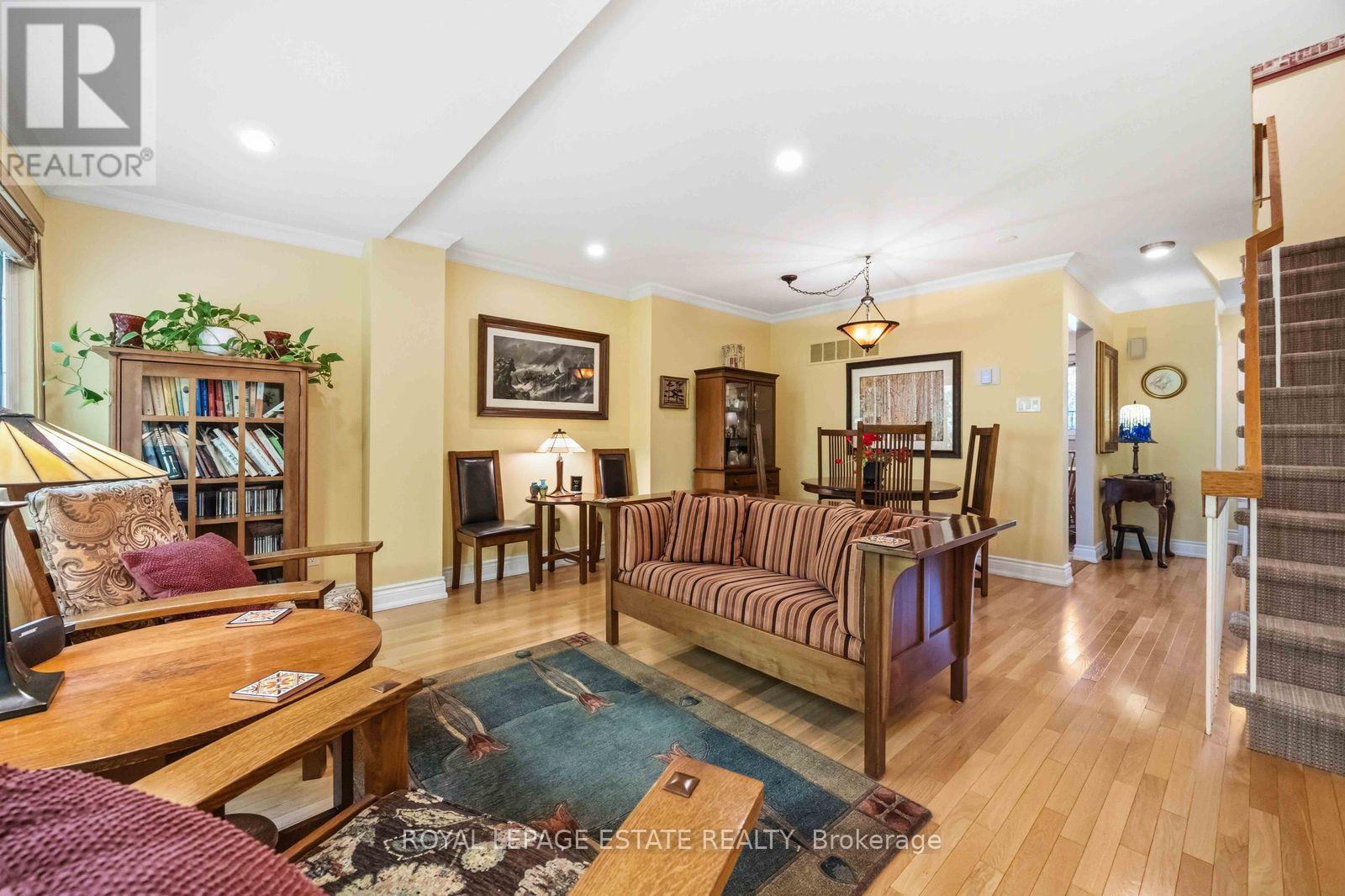 123 - 90 EDGEWOOD AVENUE