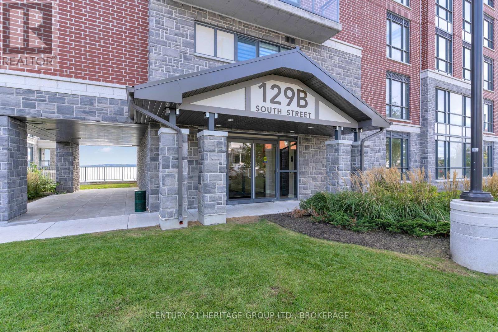 321 - 129B SOUTH STREET
