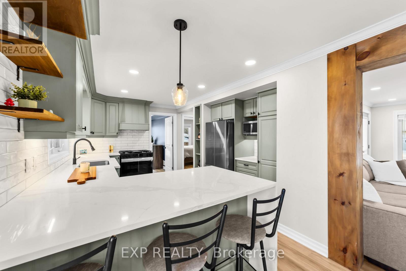 5051 WELLINGTON ROAD S