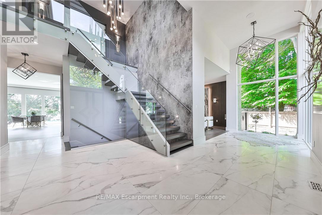 2250 CHANCERY LANE W