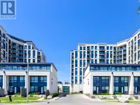 118 - 12 WOODSTREAM BOULEVARD Vaughan (Vaughan Grove) ON L4L8C3