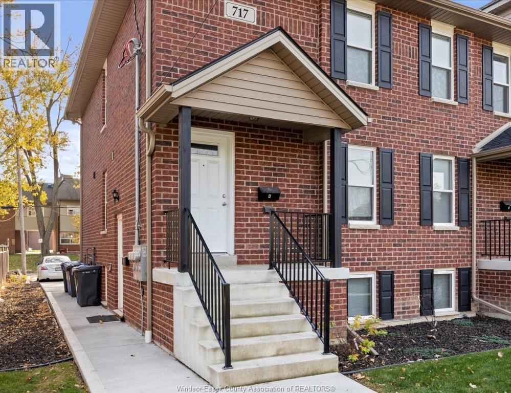 717 St. Antoine Unit# PER ROOM