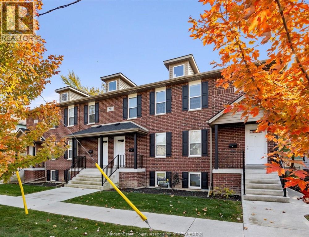 717 St. Antoine Unit# PER ROOM