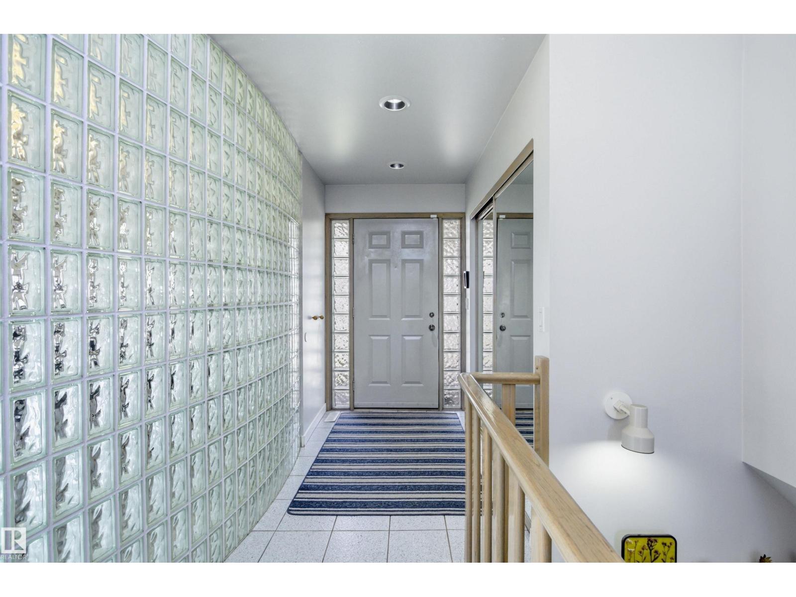 1116 111A ST NW