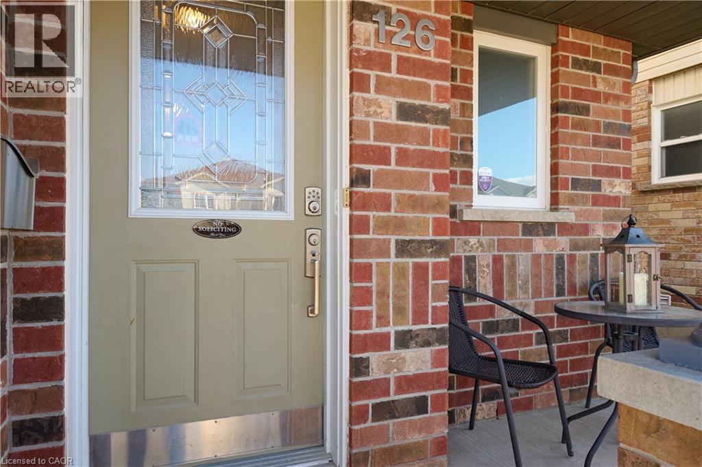 126 SNOWDROP Crescent