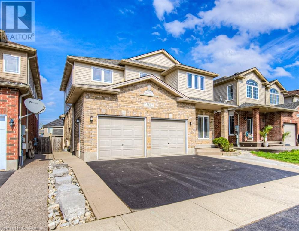 950 PEBBLECREEK Court