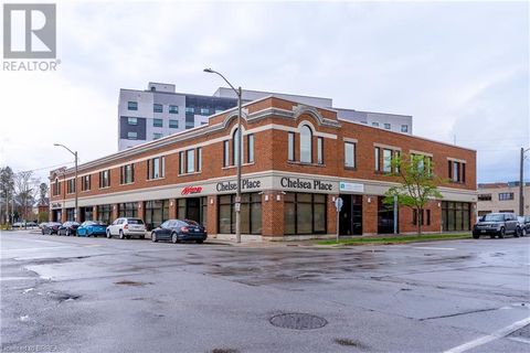 16-24 DARLING Street Brantford ON N3T2K2