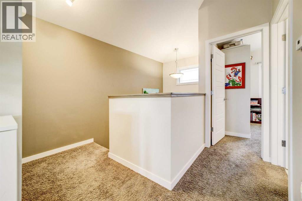 316 Coalbanks Boulevard W