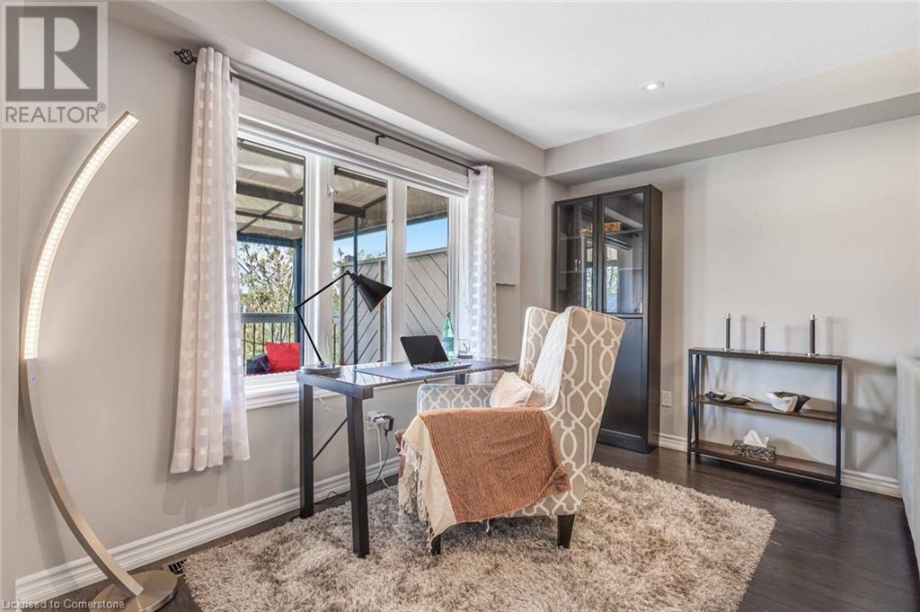 77 AVERY Crescent Unit# 18