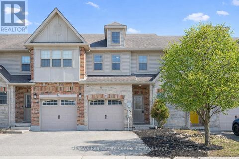 93 WASHBURN DRIVE Guelph (Grange Road) ON N1E0B3