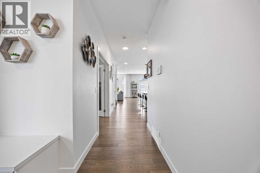 10 Evansfield Green NW