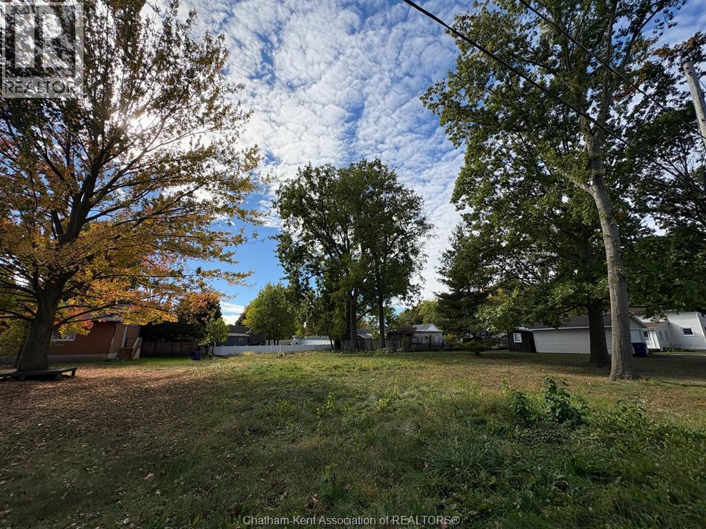 19 Richard STREET South