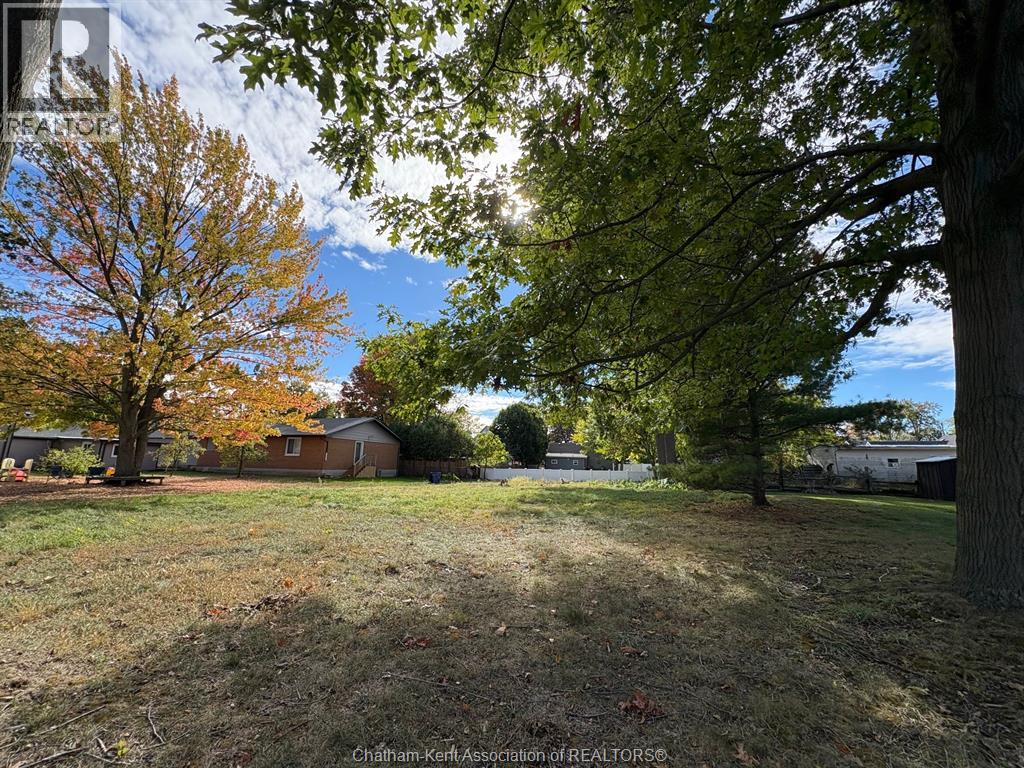 19 Richard STREET South