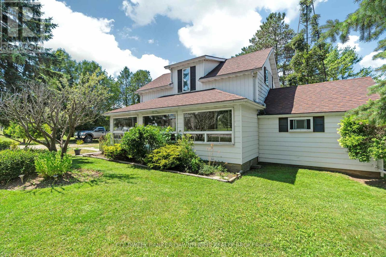 3166 PERTH RD 180 ROAD
