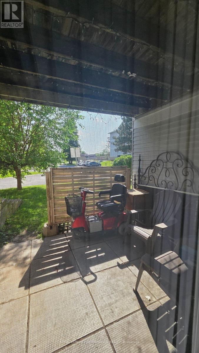 115 - 218 VIEWMOUNT DRIVE
