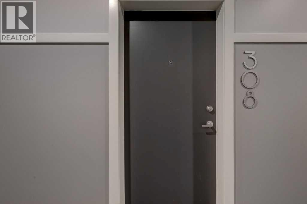 308, 245 Edith Place NW