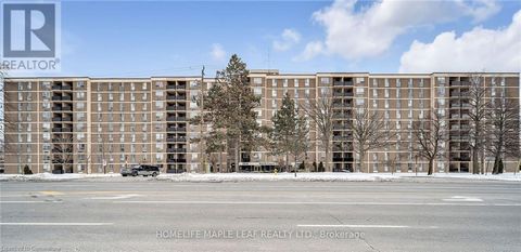 2835 ISLINGTON Avenue Unit# 903 Toronto ON M9L2K2