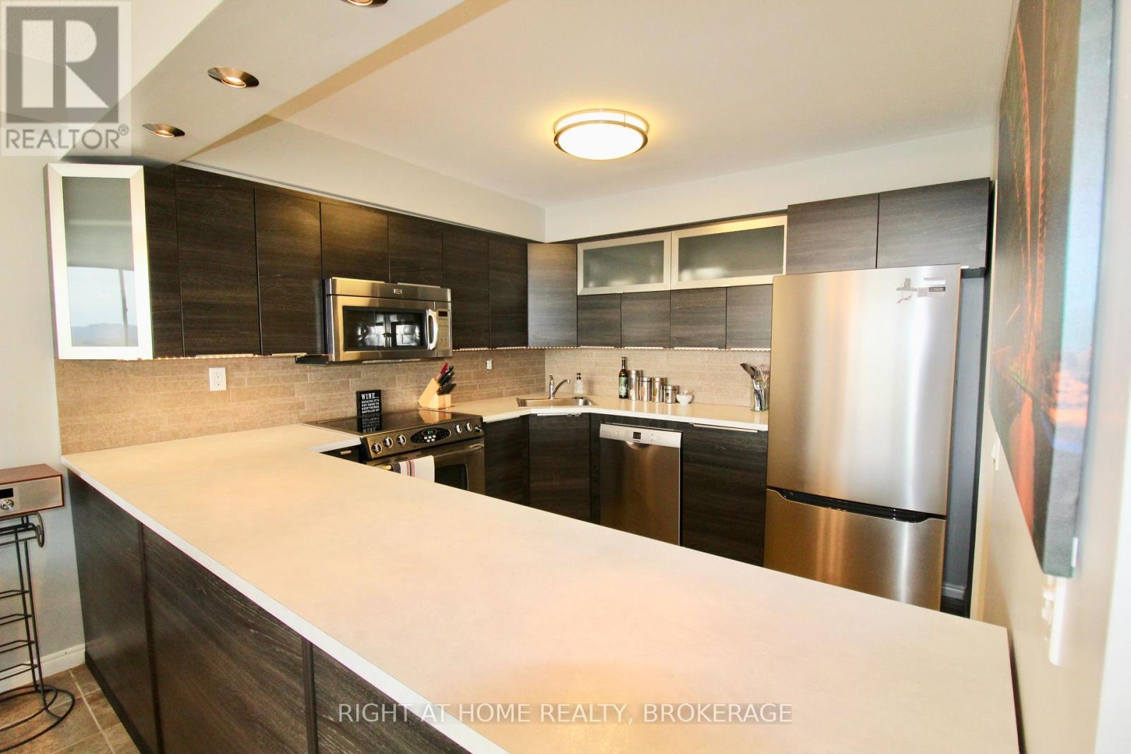 801 - 162 MARTINDALE ROAD