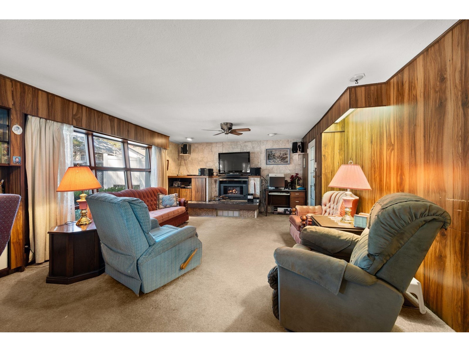 363 PINE STREET|Cultus Lake North