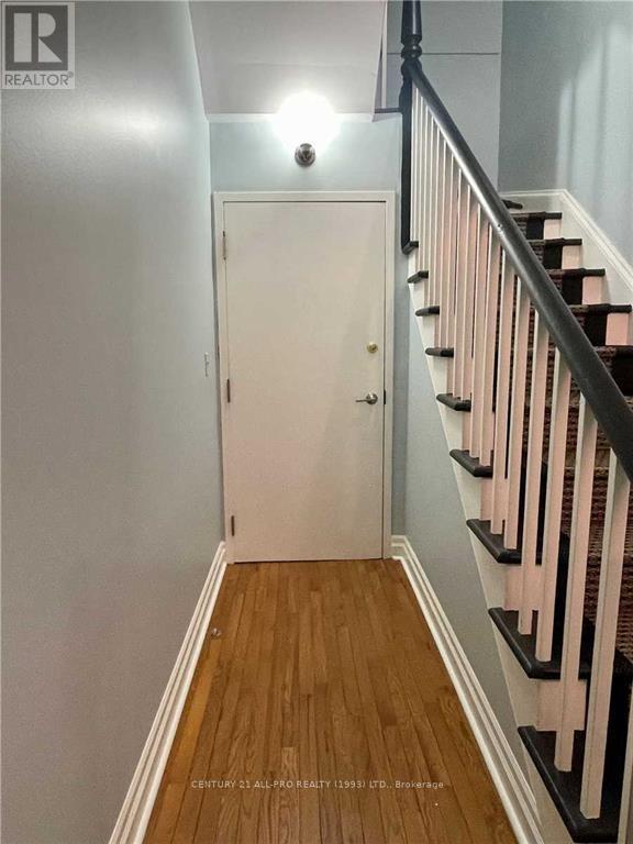 38 KING STREET W