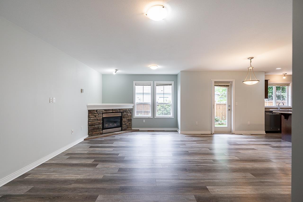 4 1175 7TH AVENUE|Hope
