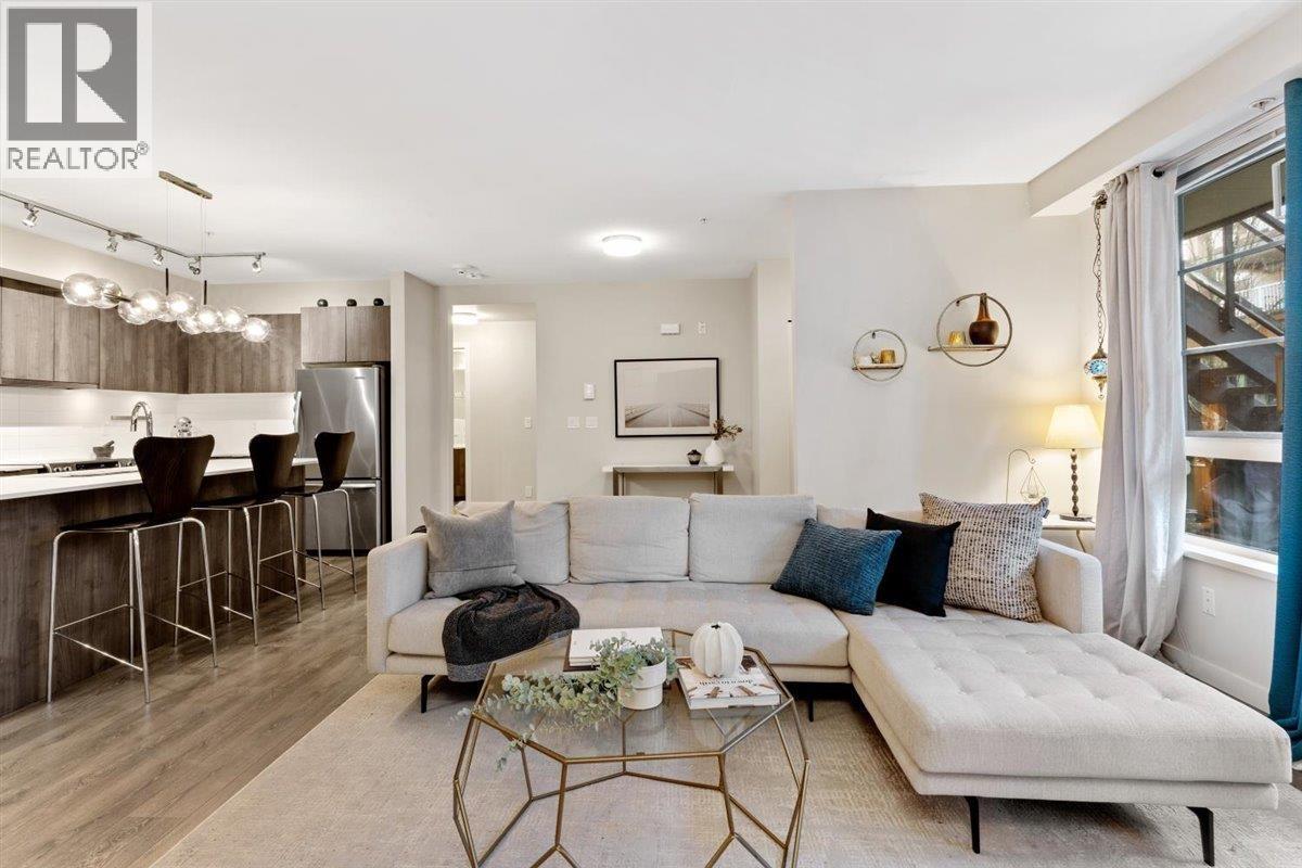 37 3728 THURSTON STREET