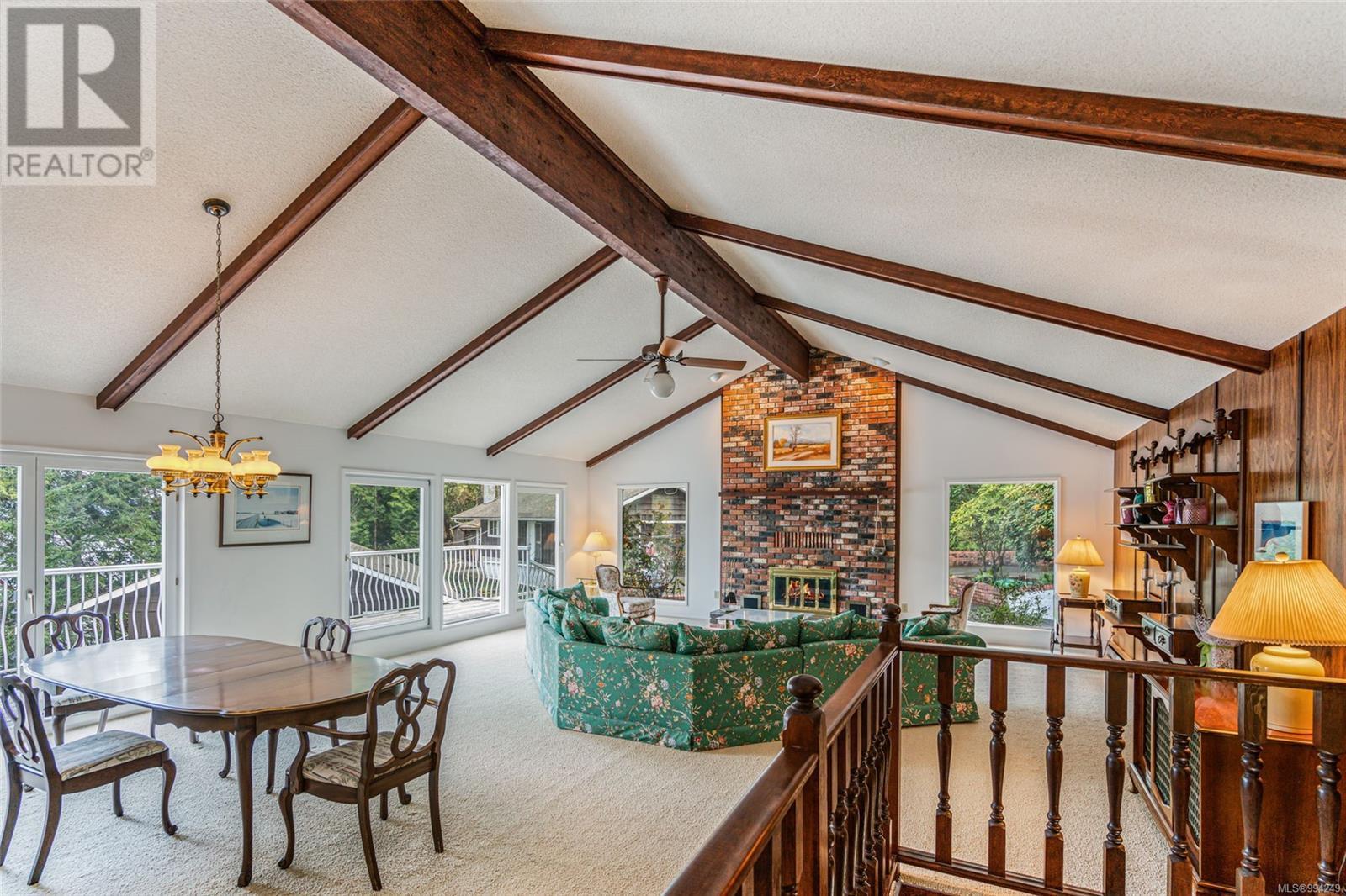 6633 Chisholm Trail