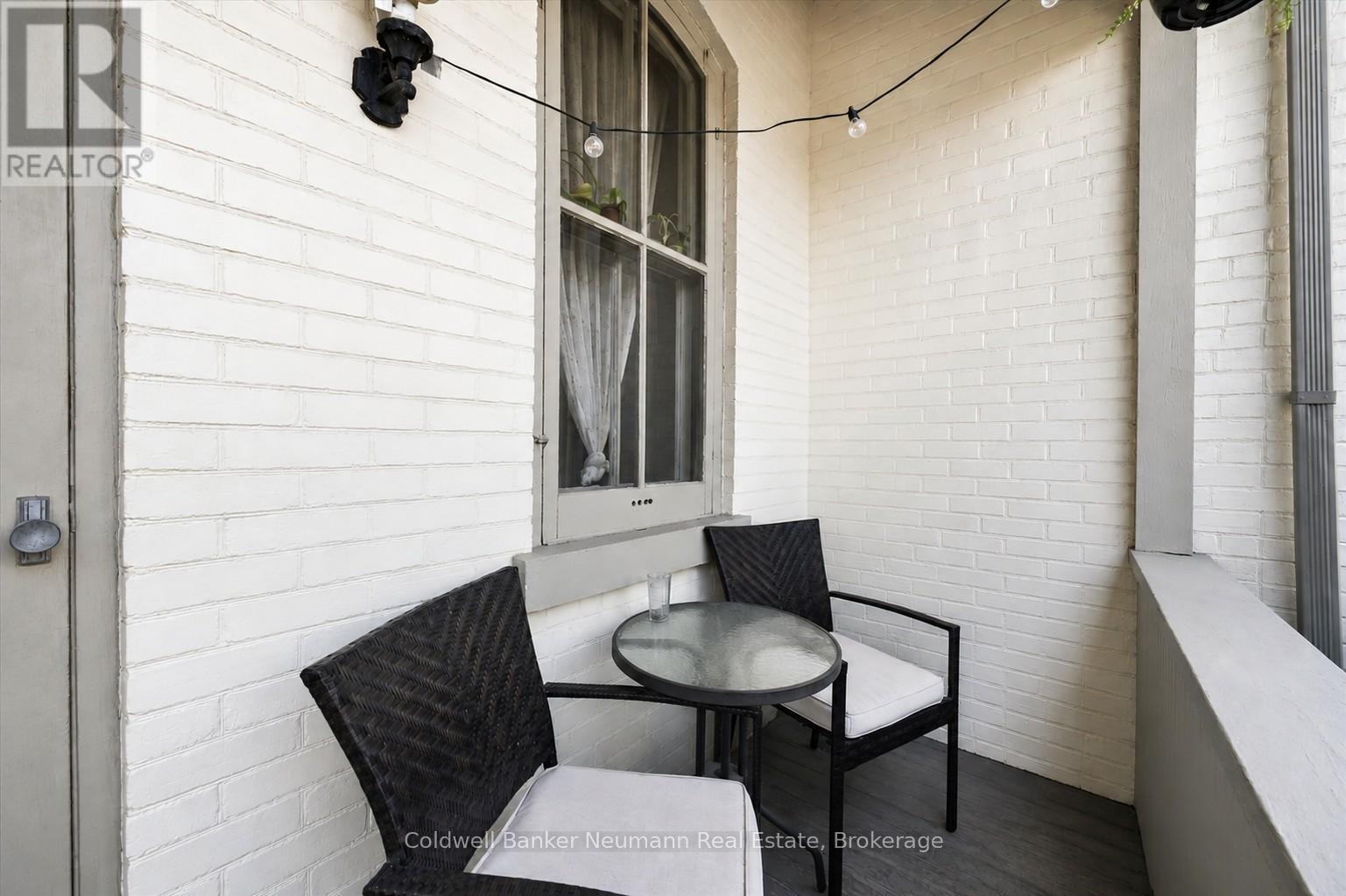 159 GLASGOW STREET N