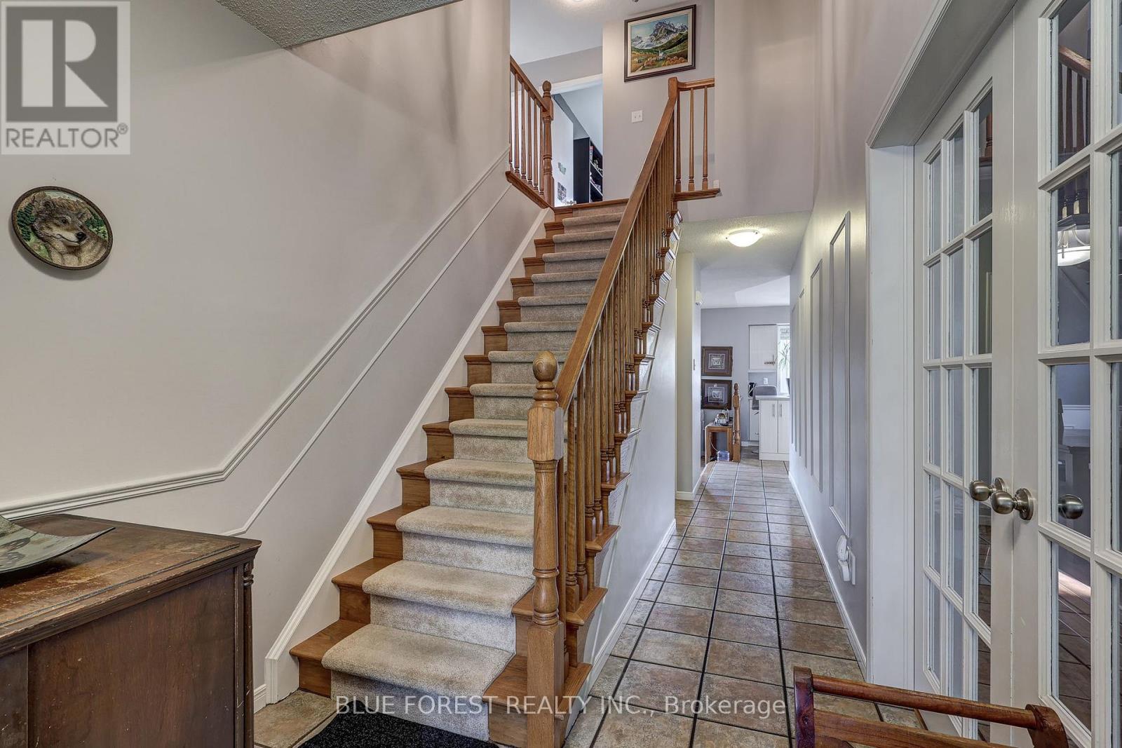 5 BONAPARTE LANE