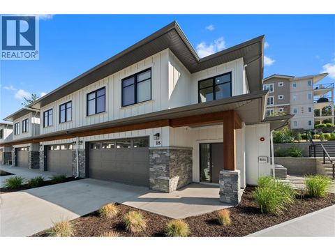 1979 Country Club Drive Unit# 18 Kelowna BC V1V0H6