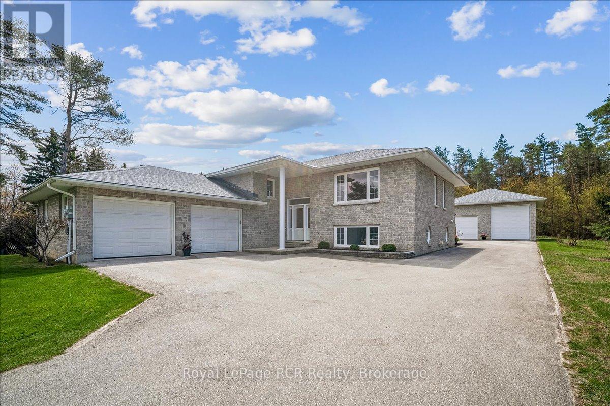 Photo 1 of 34 — 30 PINE TREE DRIVE, South Bruce Peninsula, ON N0H1P0