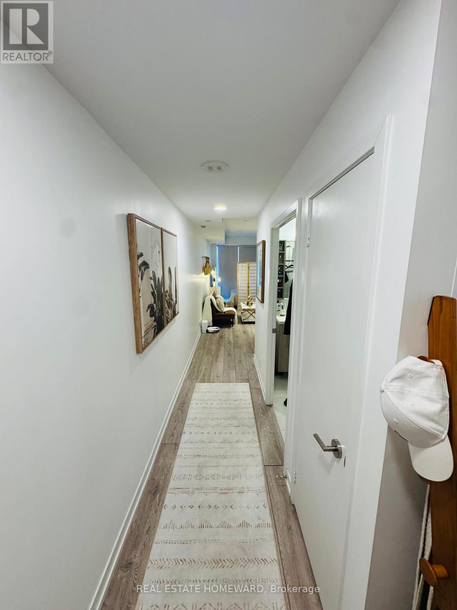 535 - 2020 BATHURST STREET