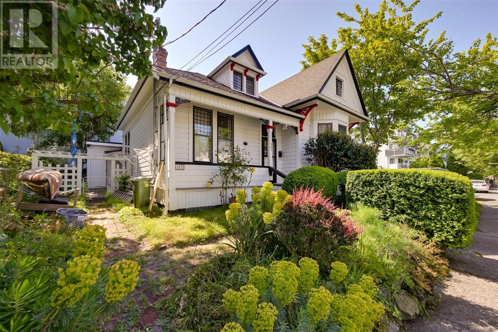 247 Oswego St