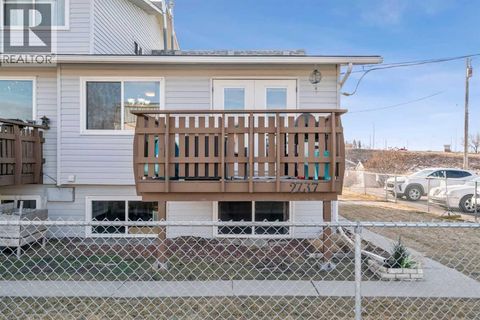 #A, 2737 78 Avenue SE Calgary AB T2C1E8