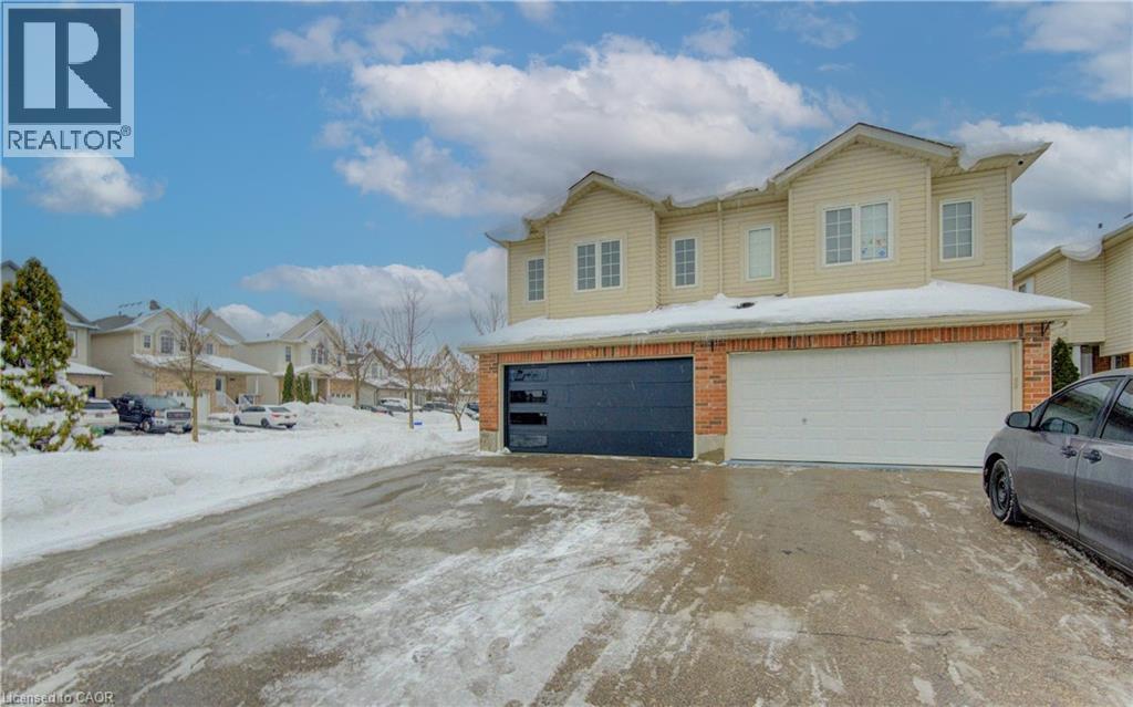 40 RED CLOVER Crescent