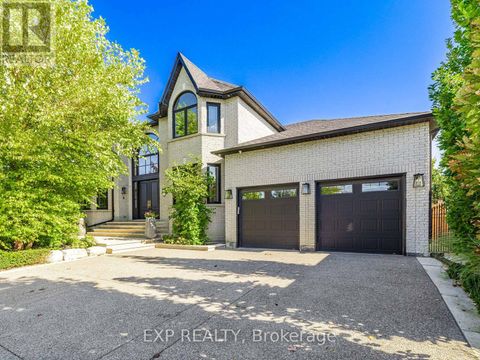 13 BOURDON AVENUE Toronto (Rustic) ON M6L2Y7