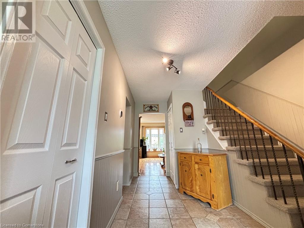 7163 FAYETTE Circle