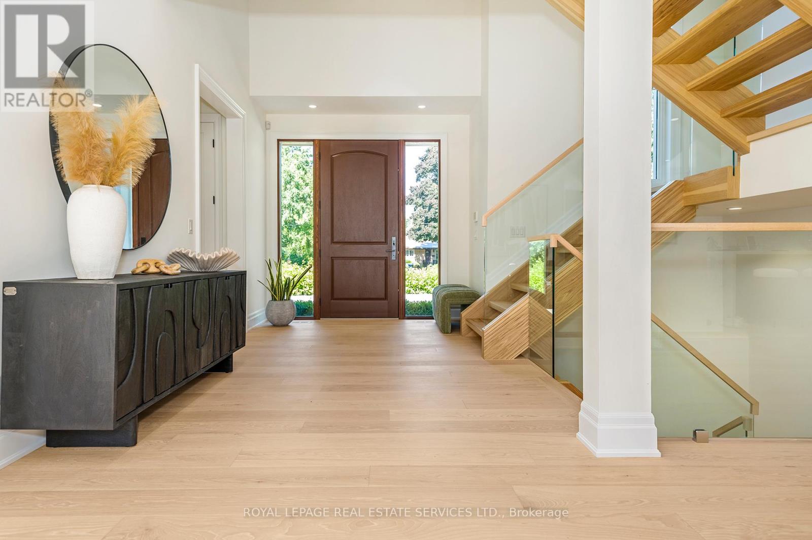 1618 DOGWOOD TRAIL