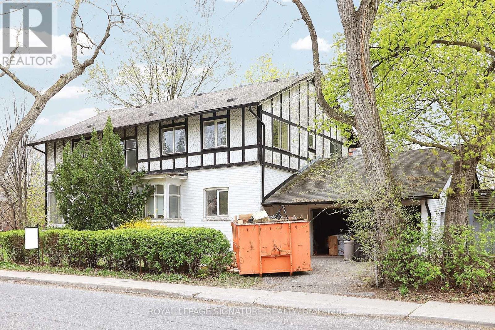 170 GLENGROVE AVENUE W