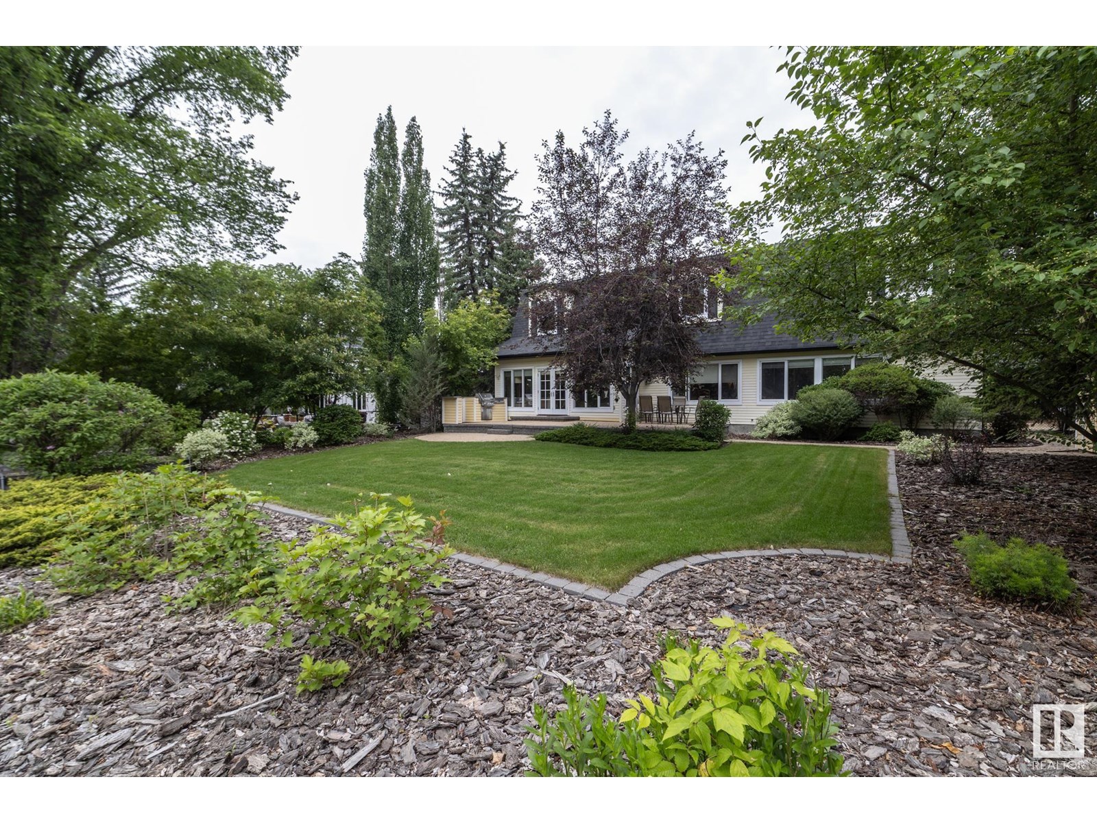 63 FAIRWAY DR NW