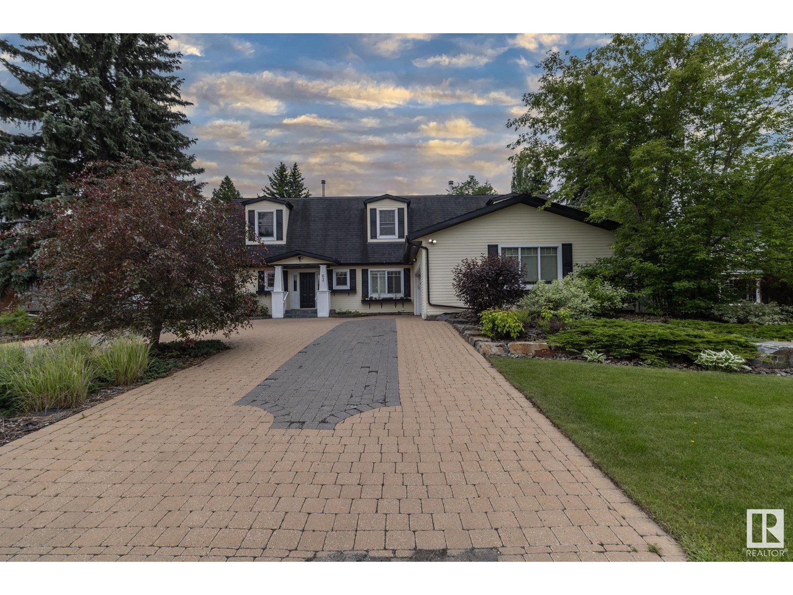 63 FAIRWAY DR NW