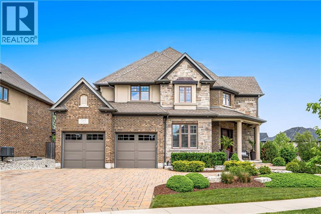 546 MANOR RIDGE Crescent