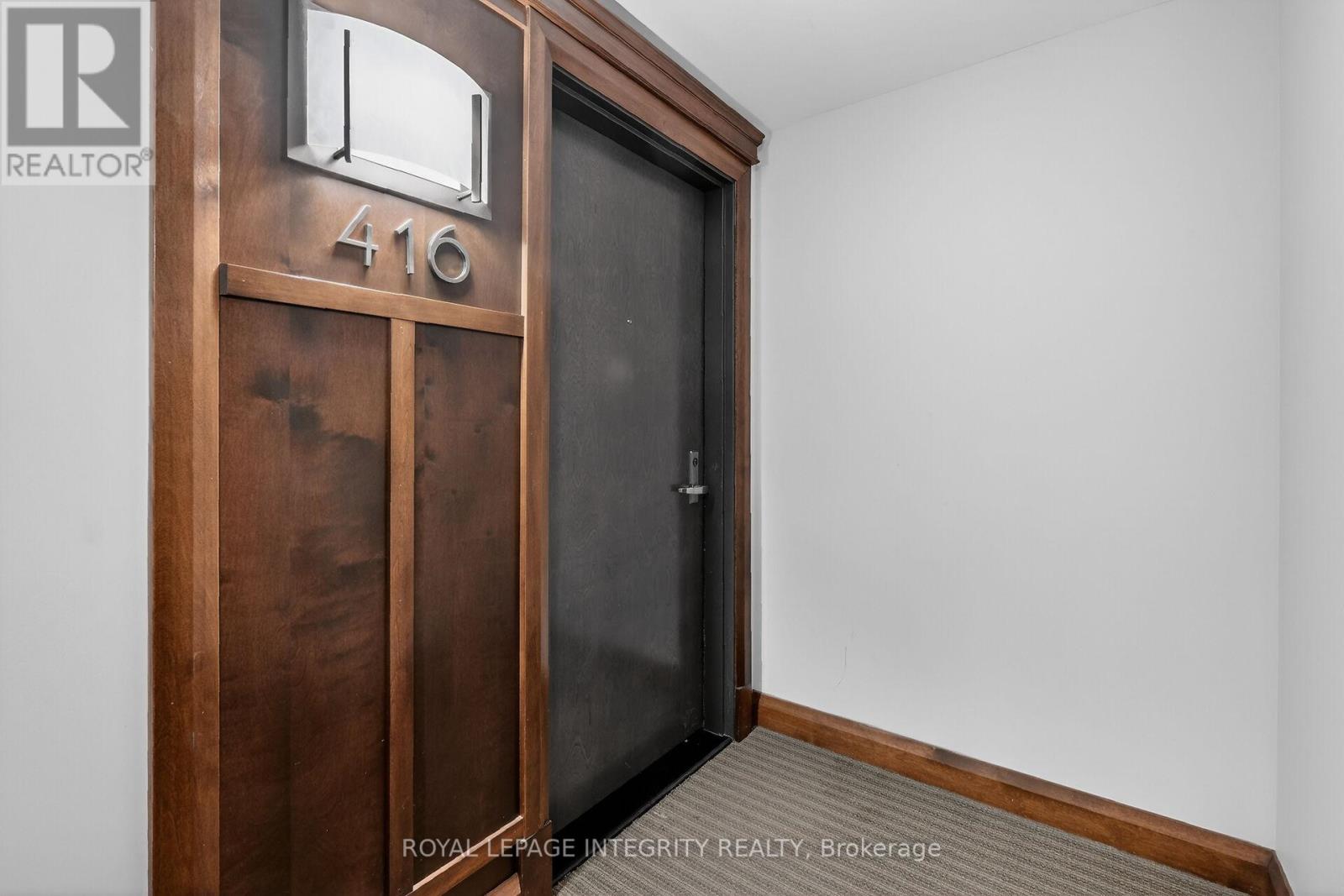 416 - 238 BESSERER STREET