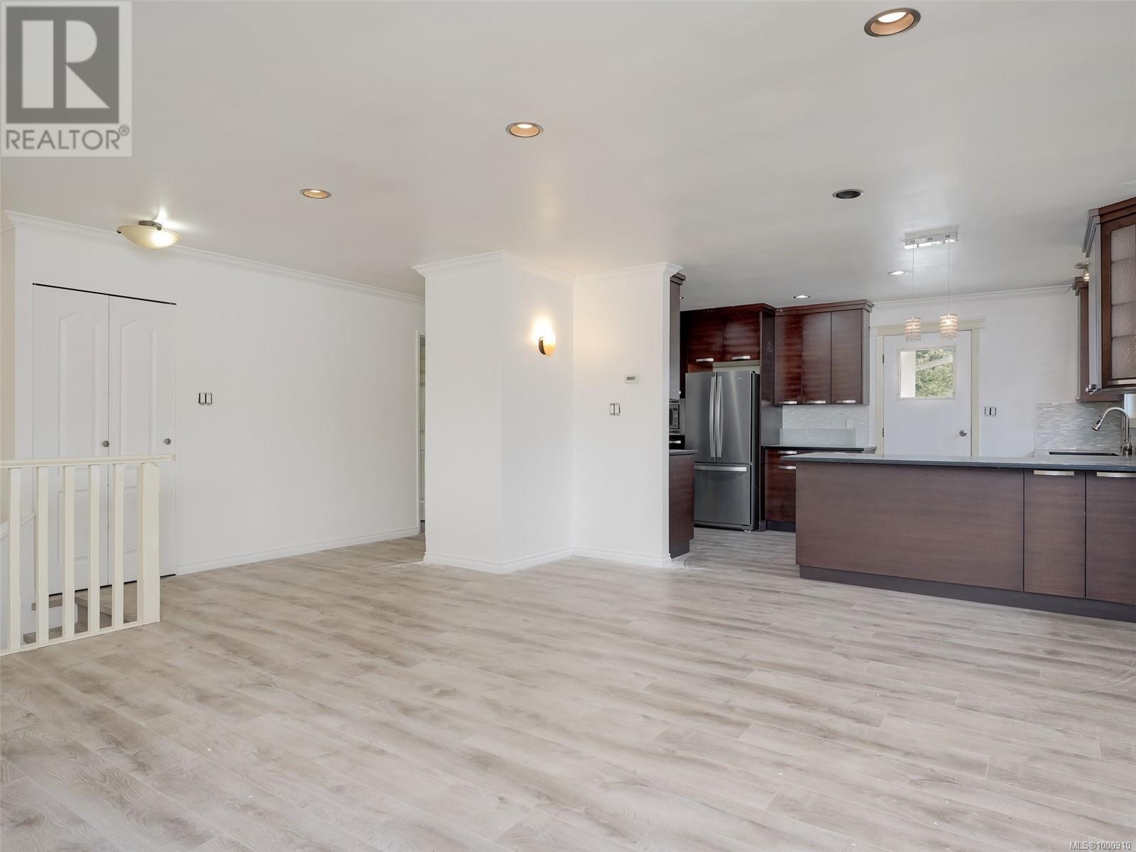 1604 San Juan Ave
