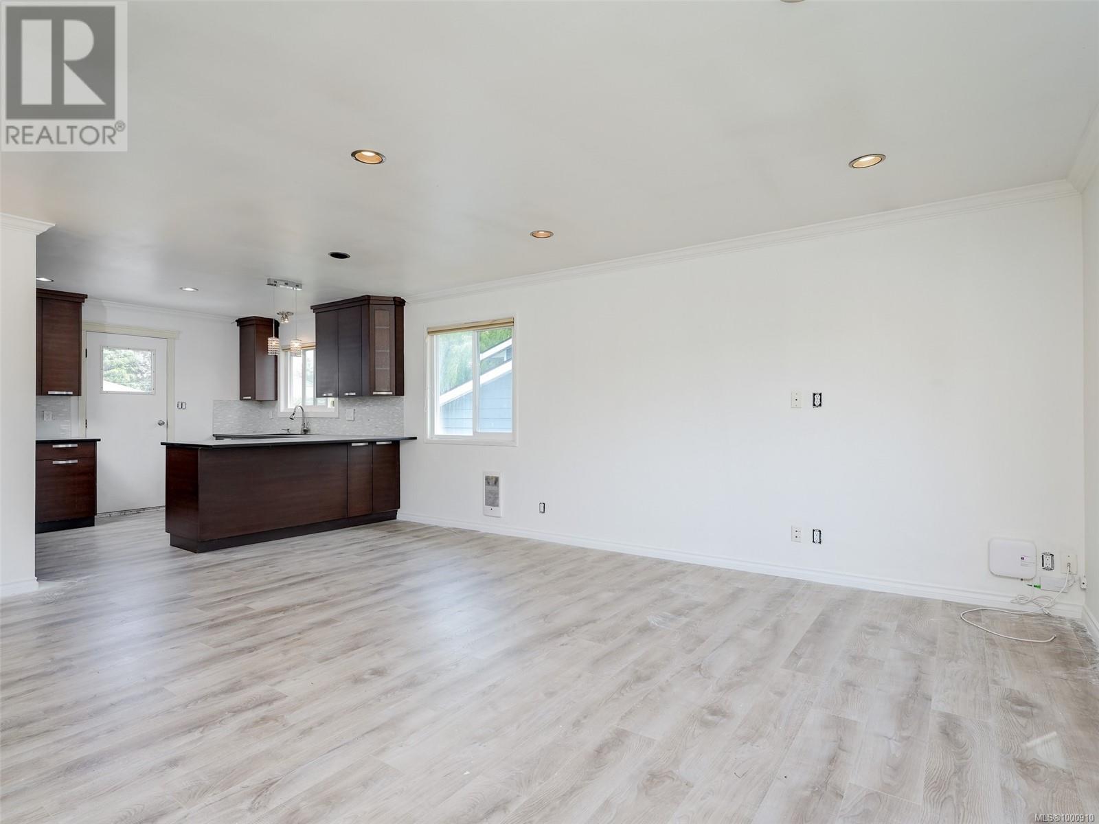 1604 San Juan Ave