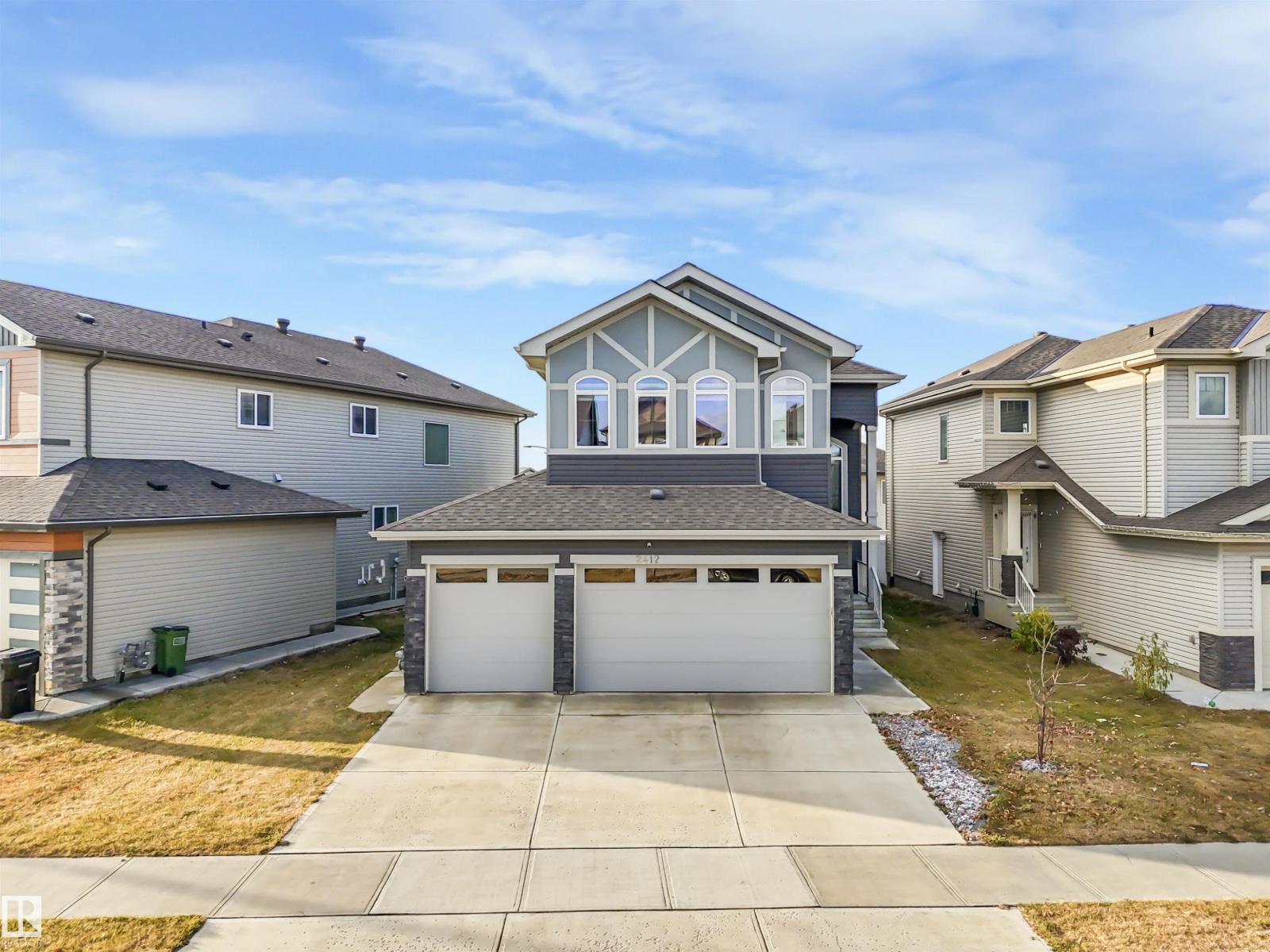 2412 14 AV NW