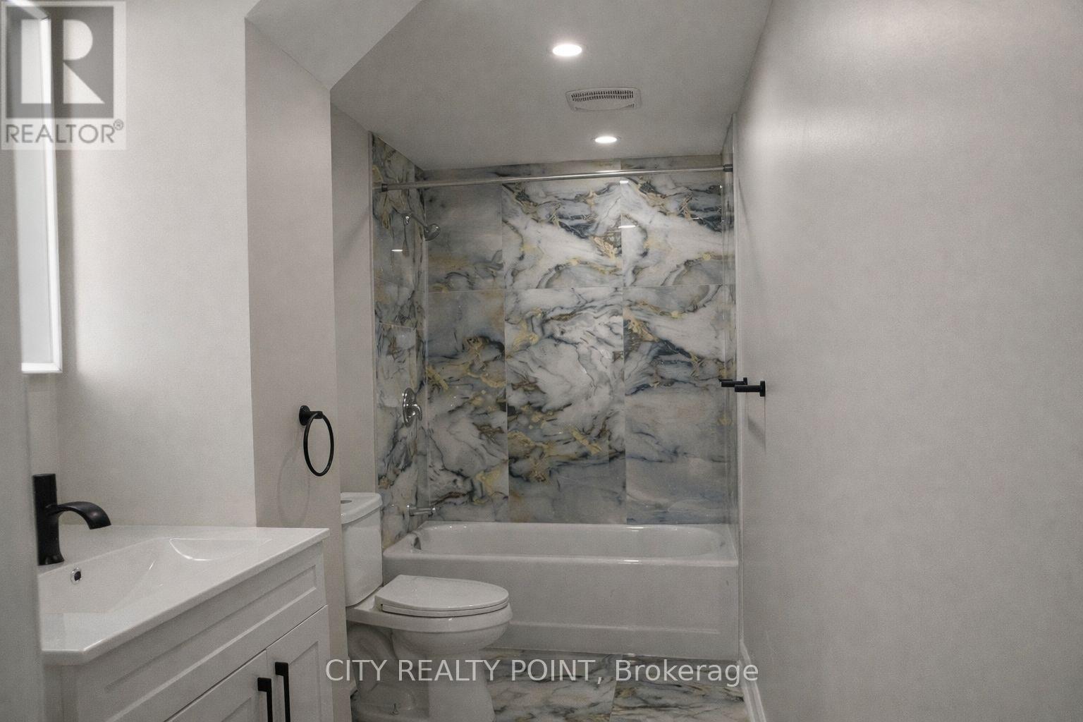 UNIT 1 - 131 CAMELIA AVENUE