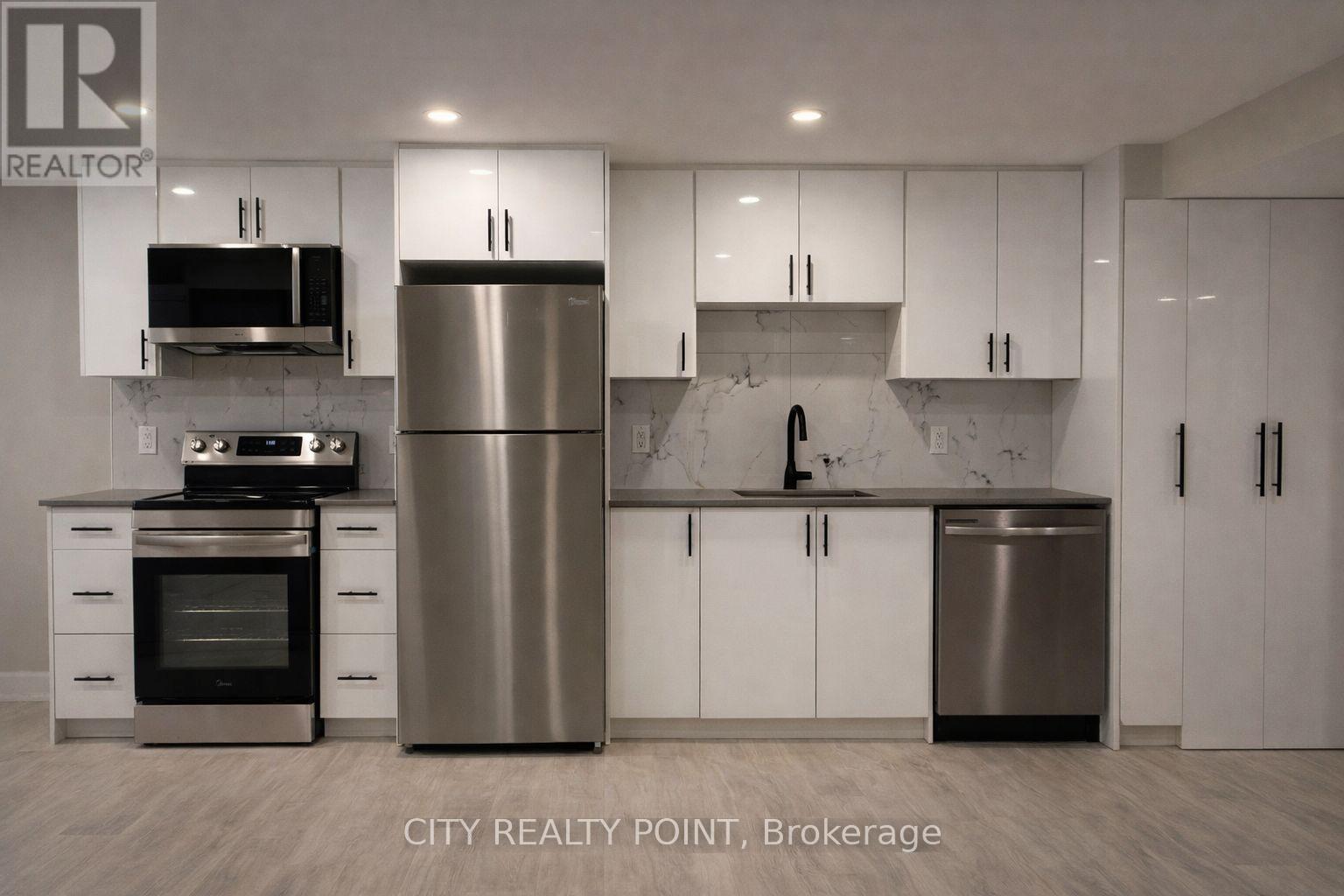 UNIT 1 - 131 CAMELIA AVENUE